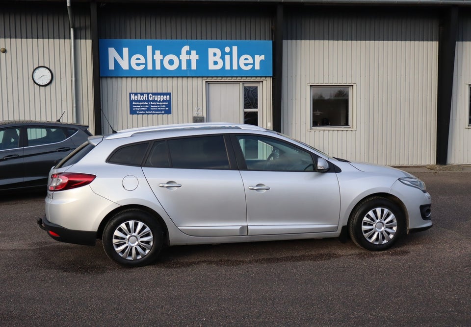 Renault Megane III 1,5 dCi 110 Expression Sport Tourer aut. 5d