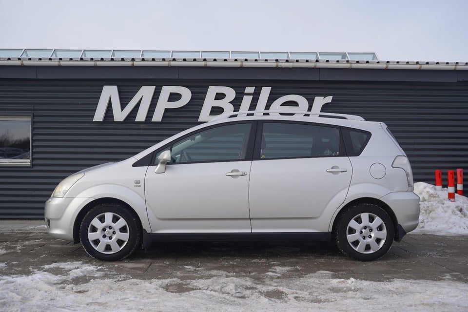 Toyota Corolla Verso 1,8 Terra MMT 7prs 5d