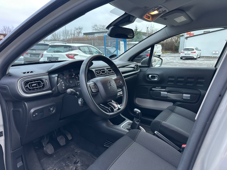 Citroën C3 1,2 PureTech 83 Shine Sport 5d