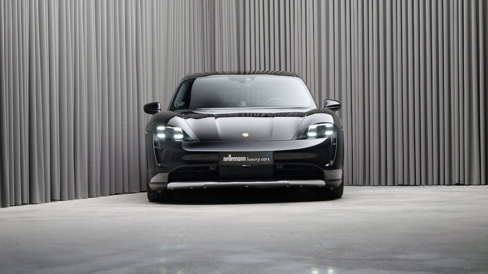 Porsche Taycan 4 Performance+ Cross Turismo 5d