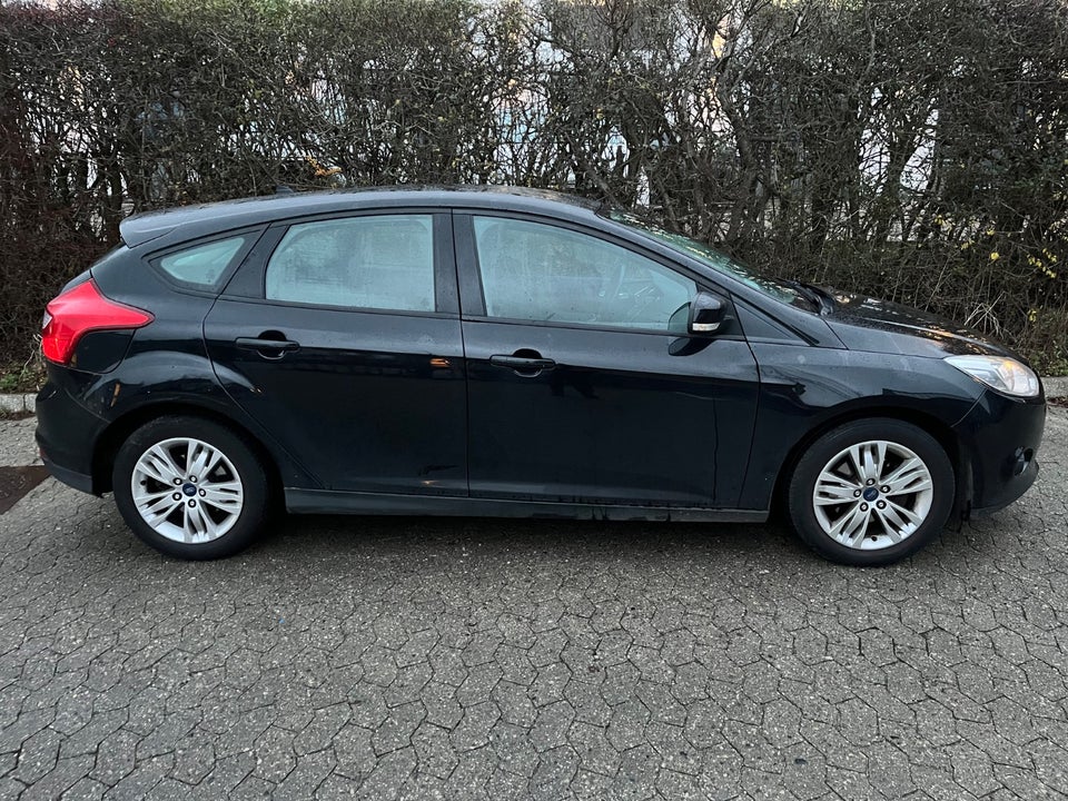 Ford Focus 1,6 Ti-VCT 125 Titanium aut. 5d