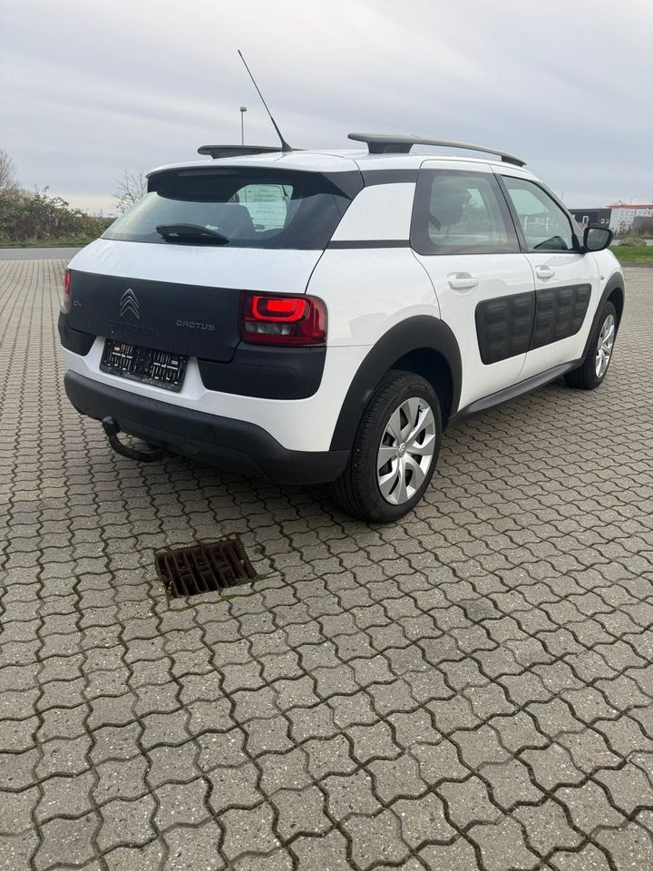 Citroën C4 Cactus 1,2 PureTech 110 Shine 5d
