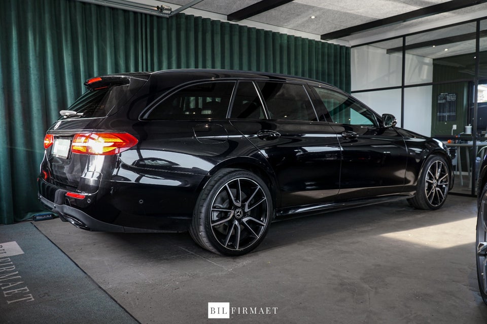 Mercedes E300 de 2,0 AMG Line stc. aut. 5d