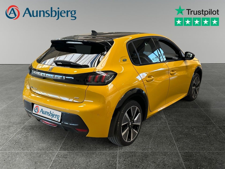 Peugeot e-208 50 GT 5d