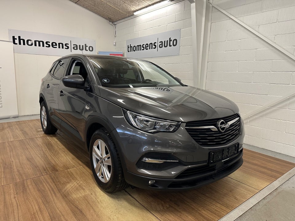 Opel Grandland X 1,2 T 130 Enjoy 5d