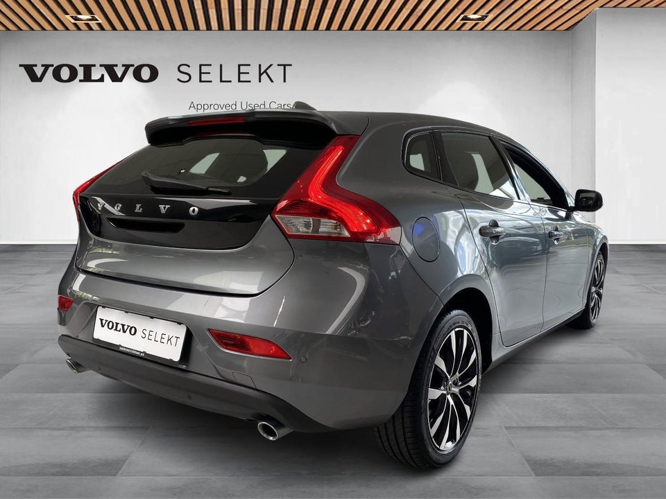 Volvo V40 1,5 T3 152 Dynamic Edition aut. 5d