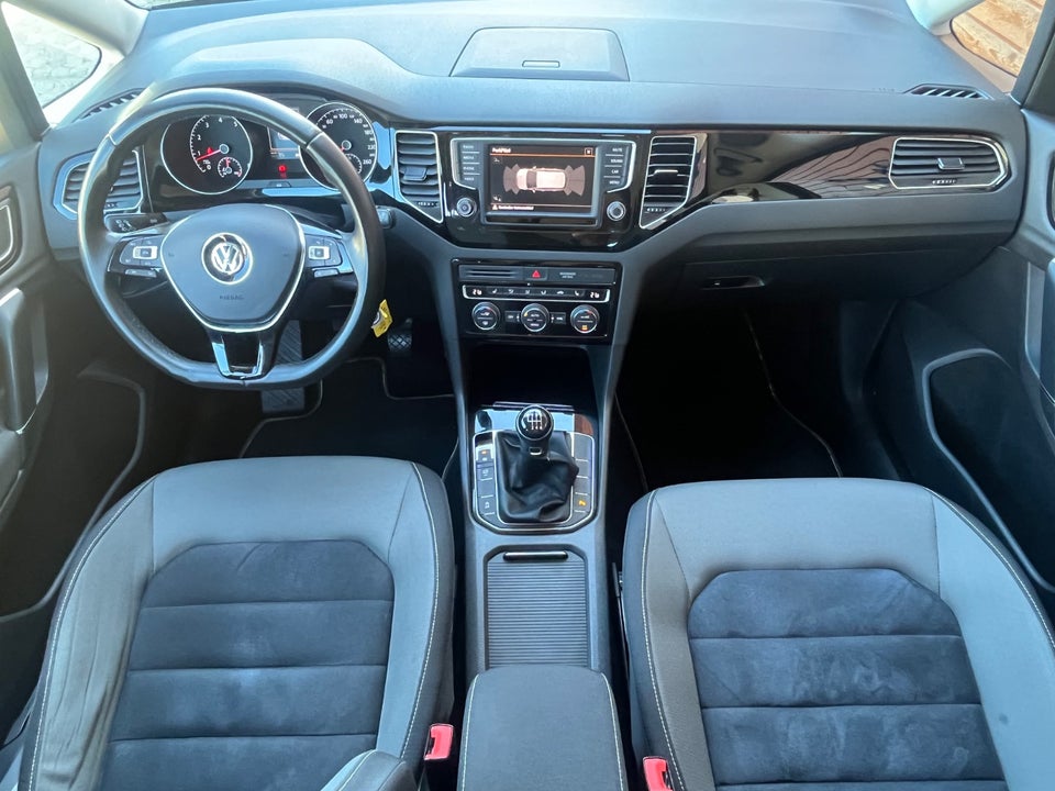 VW Golf Sportsvan 1,4 TSi 125 Highline BMT 5d