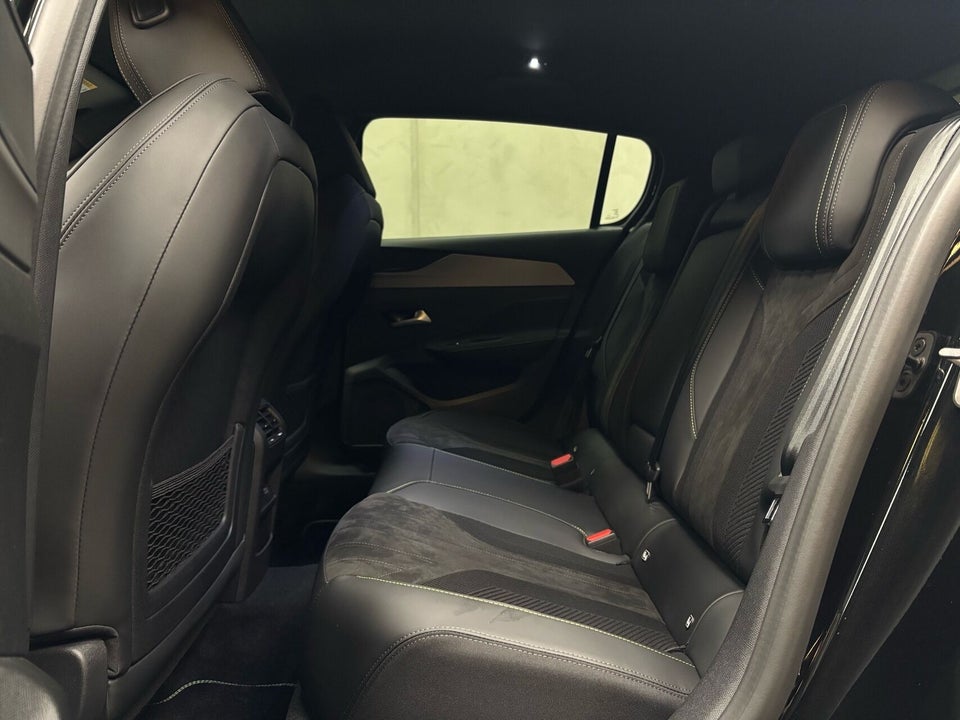 Peugeot e-308 54 GT 5d