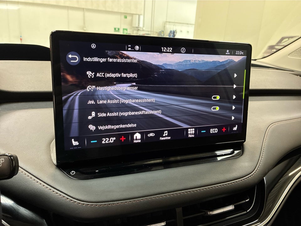 Skoda Enyaq 80 iV Suite 5d