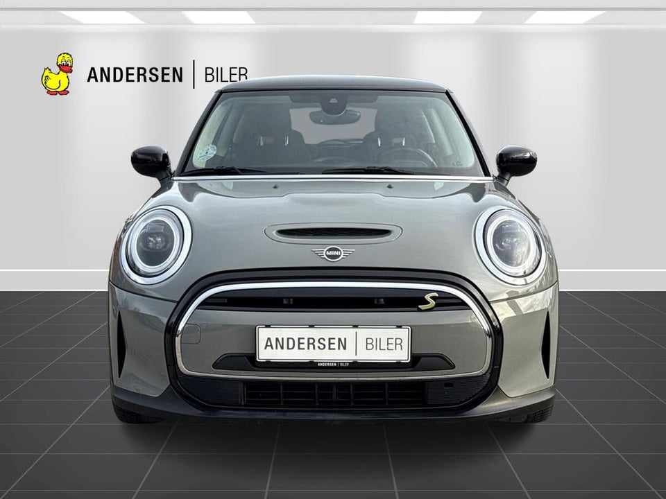 MINI Cooper SE Essential 3d