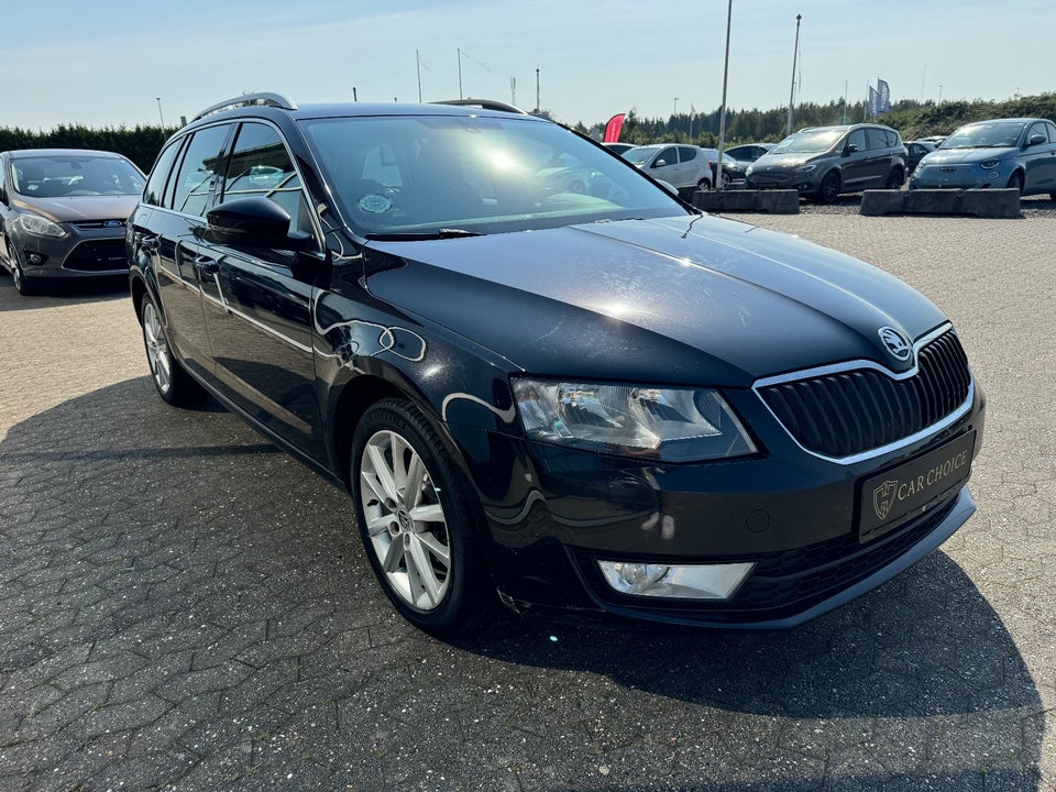 Skoda Octavia 1,6 TDi 105 Ambition Combi 5d