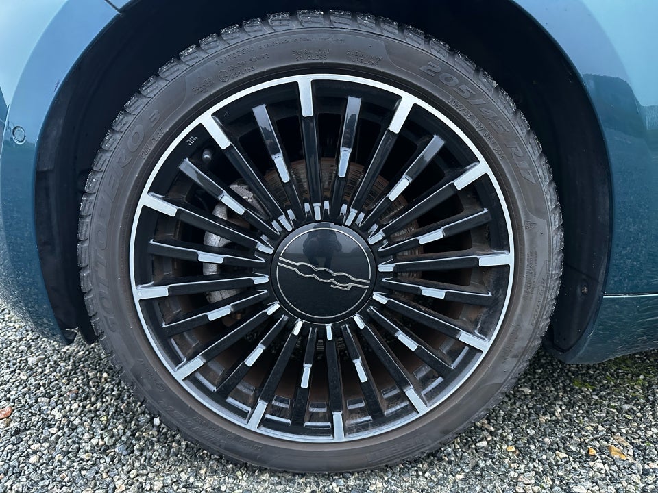 Fiat 500e 42 la Prima 3d