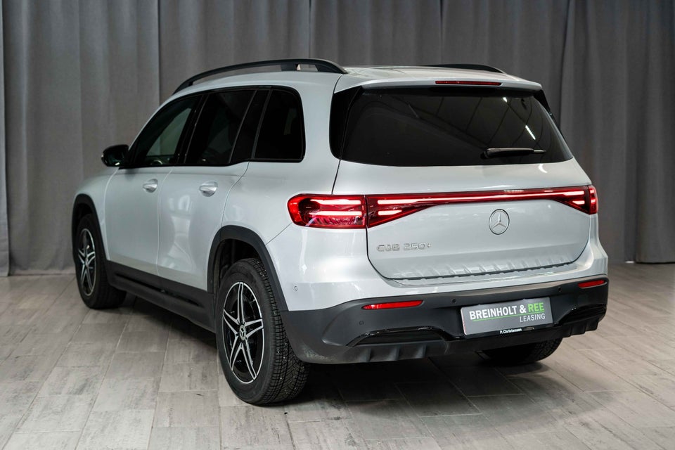 Mercedes EQB250+ AMG Line 7prs 5d