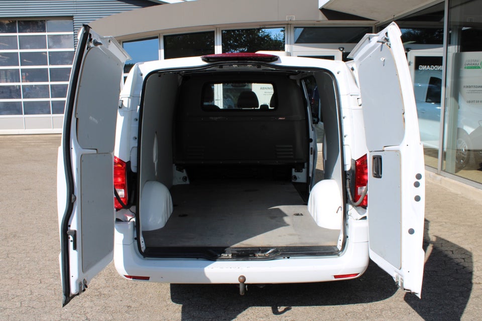 Mercedes Vito 114 2,0 CDi Kassevogn aut. L RWD