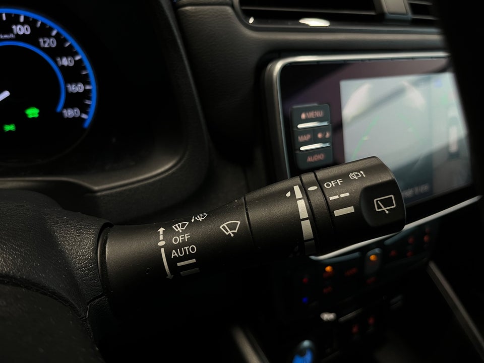 Nissan Leaf 39 N-Connecta 5d