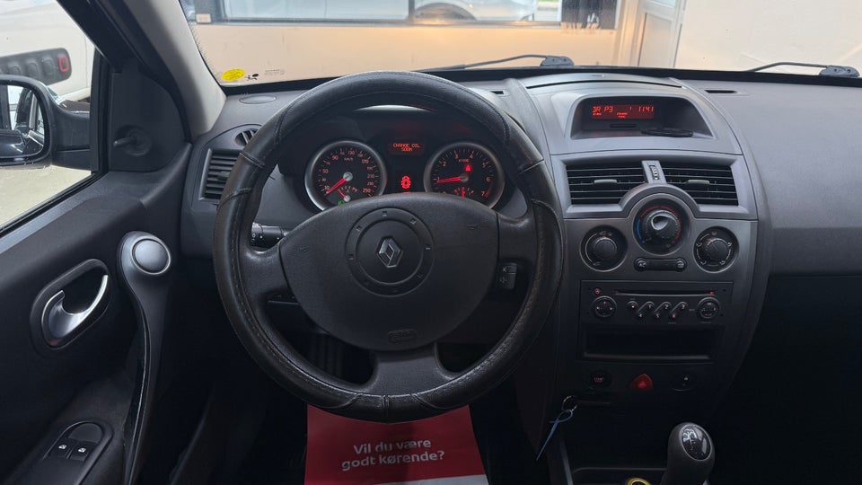 Renault Megane II 1,6 Dynamique Comfort stc. 5d