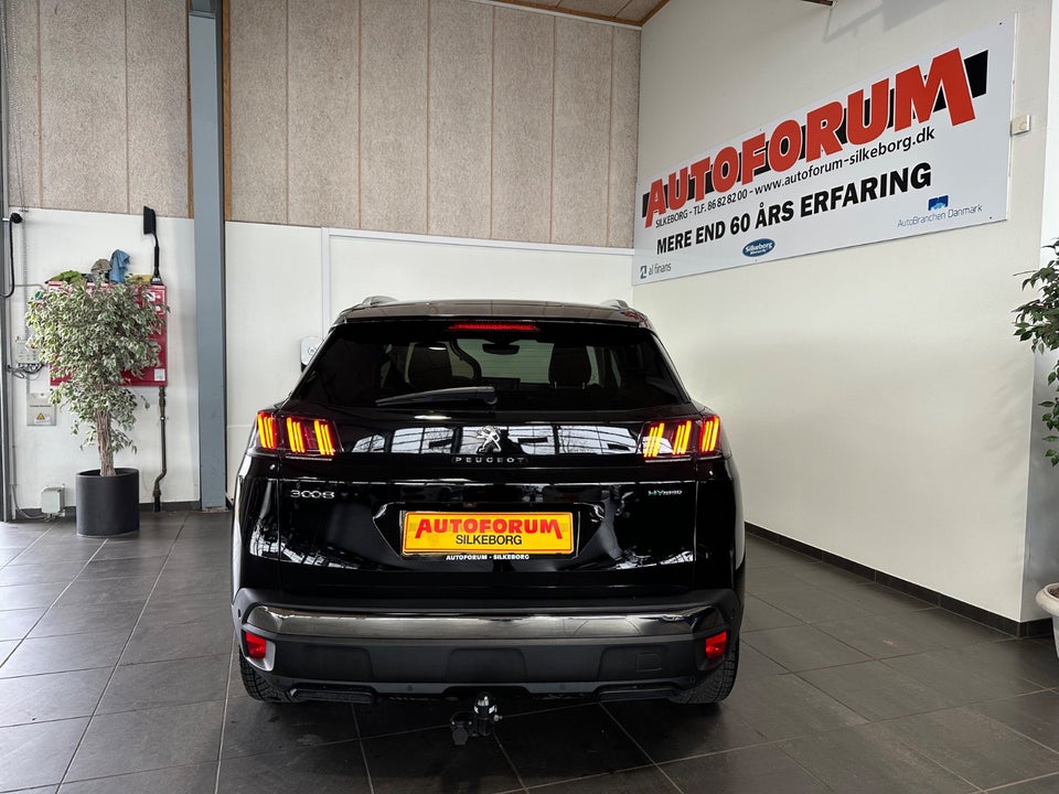 Peugeot 3008 1,6 Hybrid Allure Pack EAT8 Van 5d