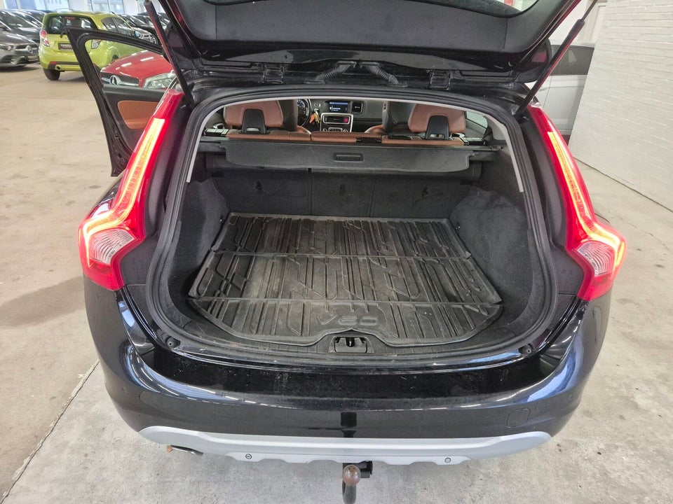 Volvo V60 1,6 D2 115 Kinetic aut. 5d