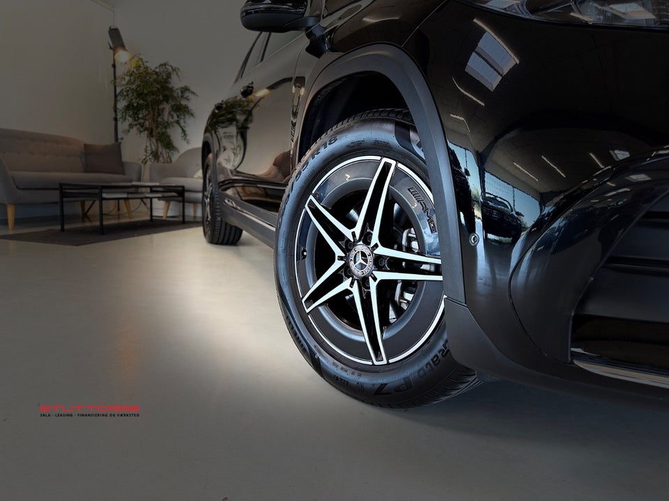 Mercedes EQA300 AMG Line 4Matic 5d