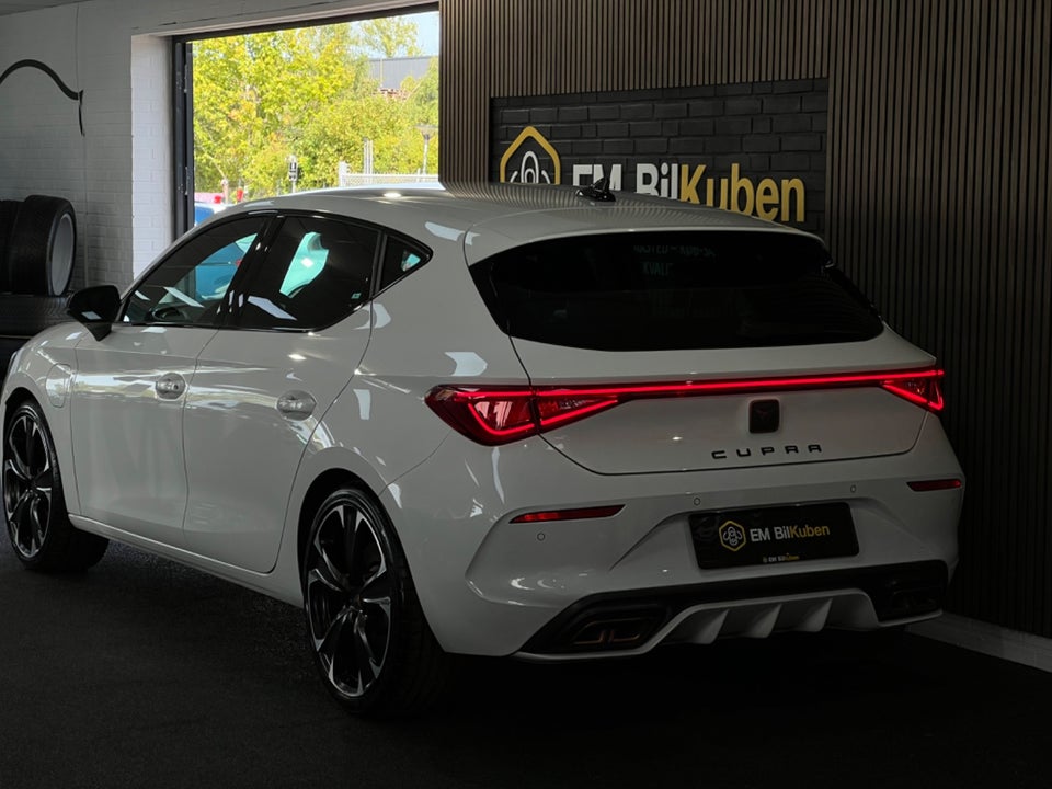 Cupra Leon 1,4 eHybrid DSG 5d