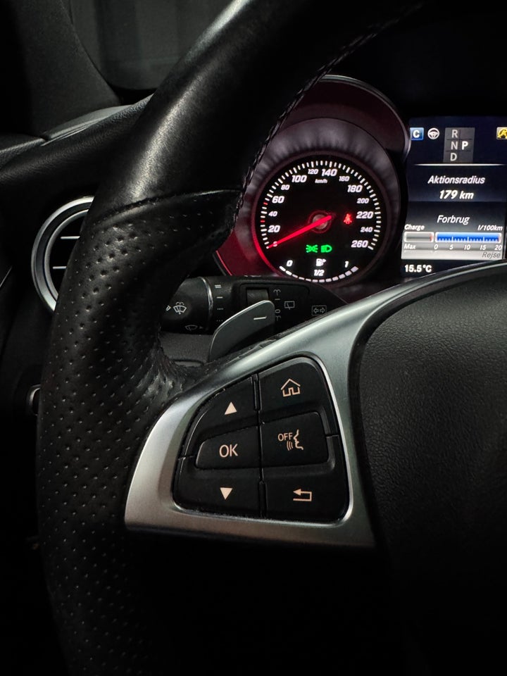 Mercedes C220 d 2,2 AMG Line stc. aut. 5d