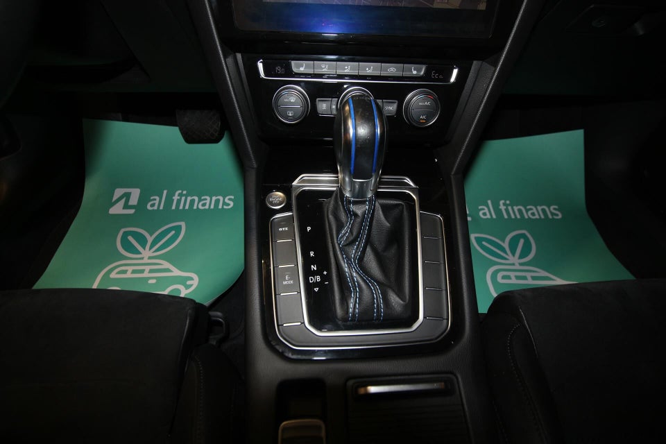 VW Passat 1,4 GTE Highline DSG 4d