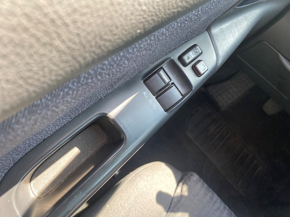 Toyota Corolla 1,4 Terra 3d