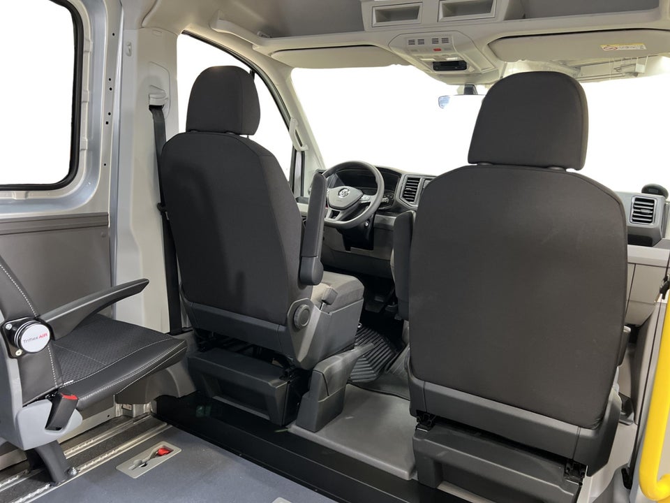 VW Crafter 35 2,0 TDi 140 L3H2 aut.