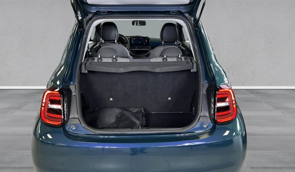 Fiat 500e 42 Icon 3d