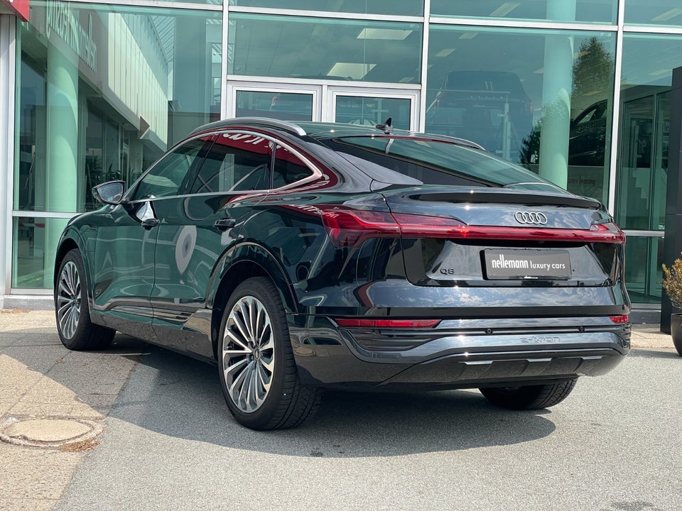 Audi Q8 e-tron 55 S-line Sportback quattro 5d