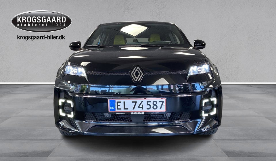 Renault 5 E-Tech 52 Iconic 5d