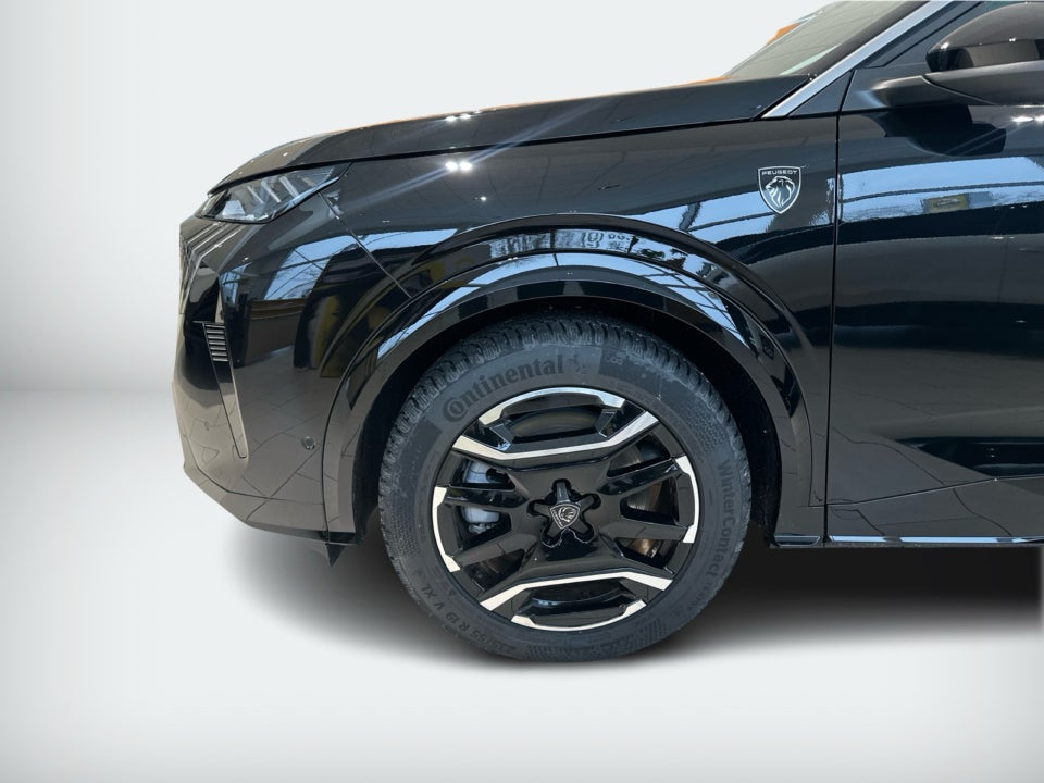 Peugeot e-3008 77 GT Pack 5d