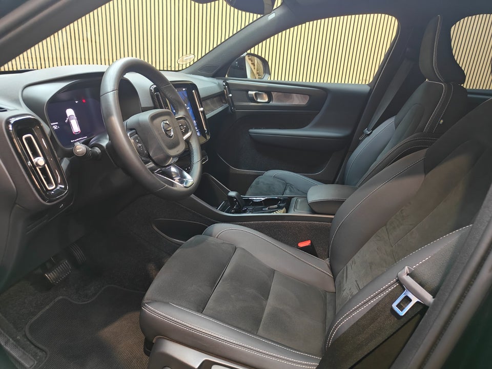 Volvo XC40 ReCharge Twin Plus 5d