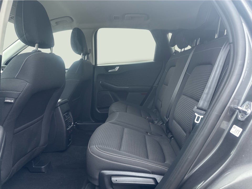 Ford Kuga 2,5 PHEV Titanium CVT 5d