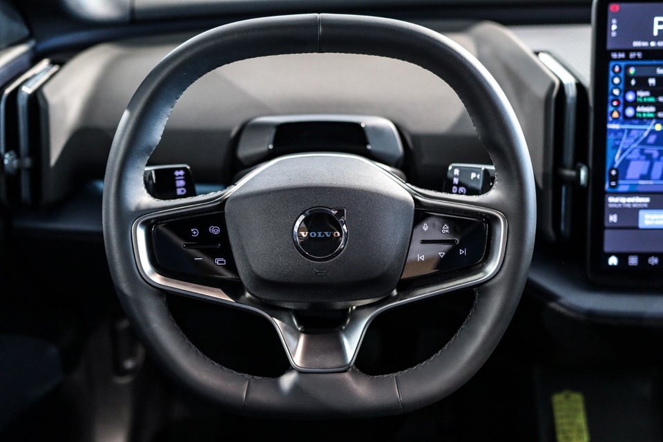 Volvo EX30 Extended Range Plus 5d