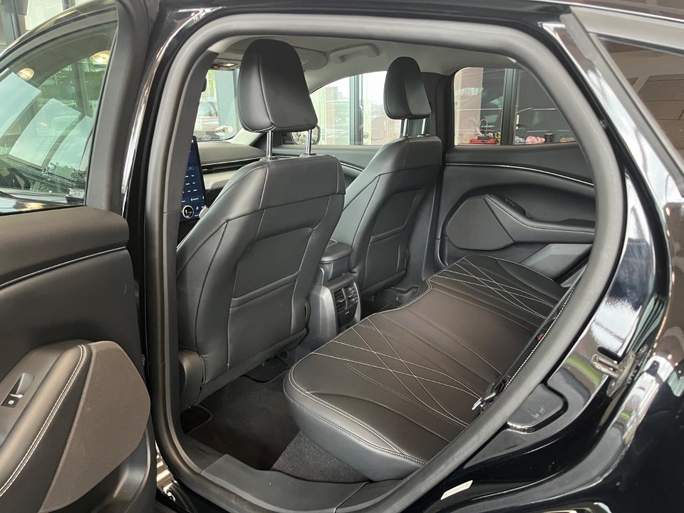 Ford Mustang Mach-E 75 Premium Standard Range 5d