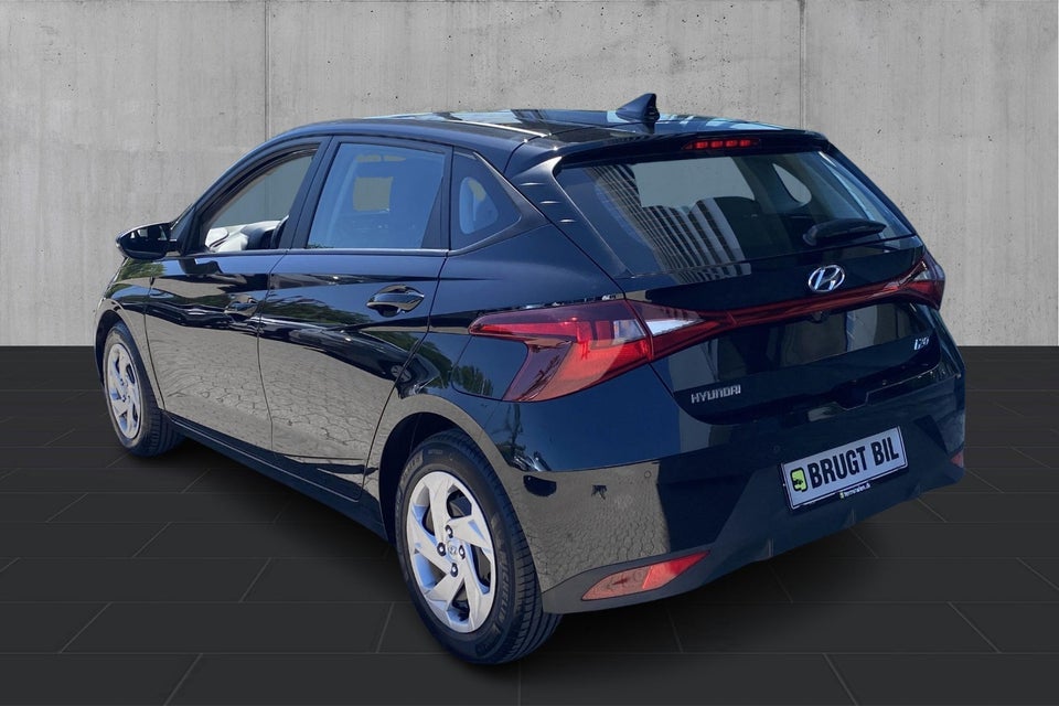 Hyundai i20 1,0 T-GDi Essential DCT 5d