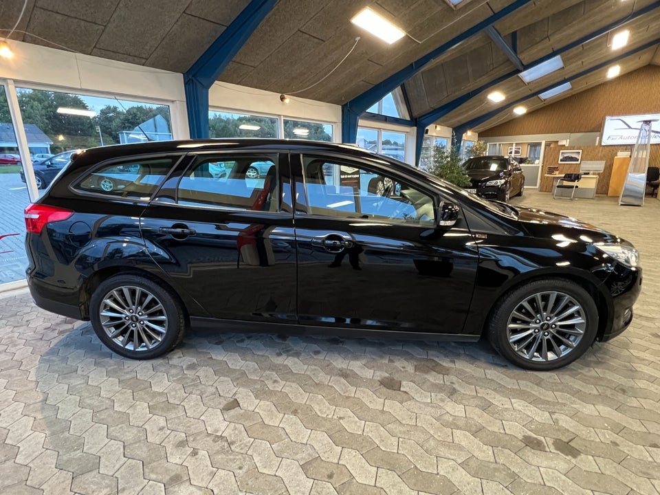 Ford Focus 1,0 SCTi 125 Business stc. 5d