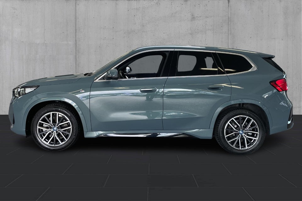 BMW iX1 xDrive30 M-Sport 5d