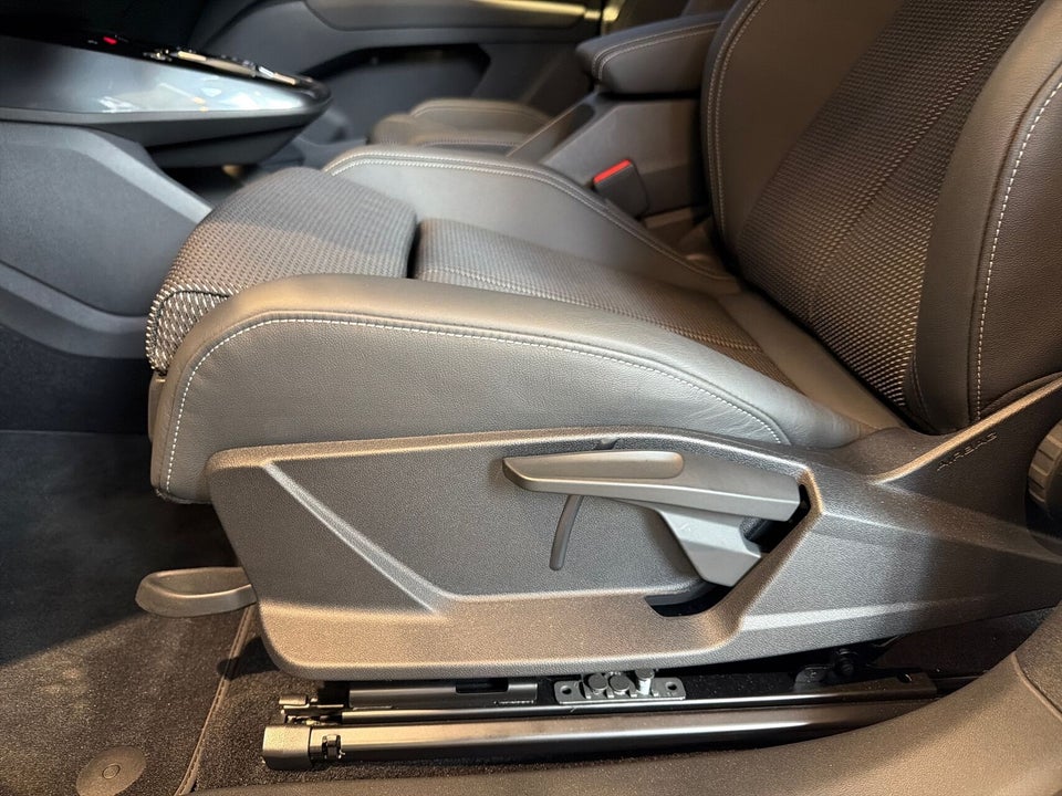 Audi Q4 e-tron 45 S-line Edition quattro 5d
