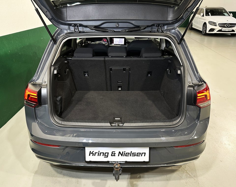 VW Golf VIII 1,4 eHybrid DSG 5d