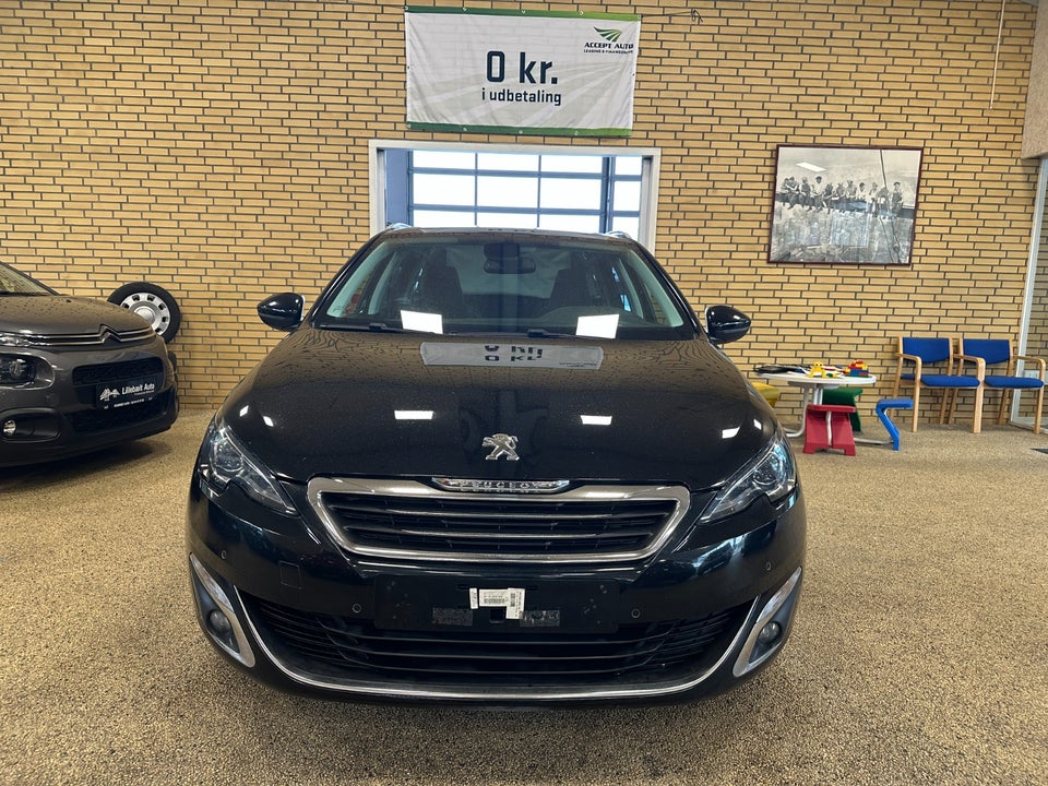 Peugeot 308 1,2 e-THP 130 Allure SW EAT6 5d