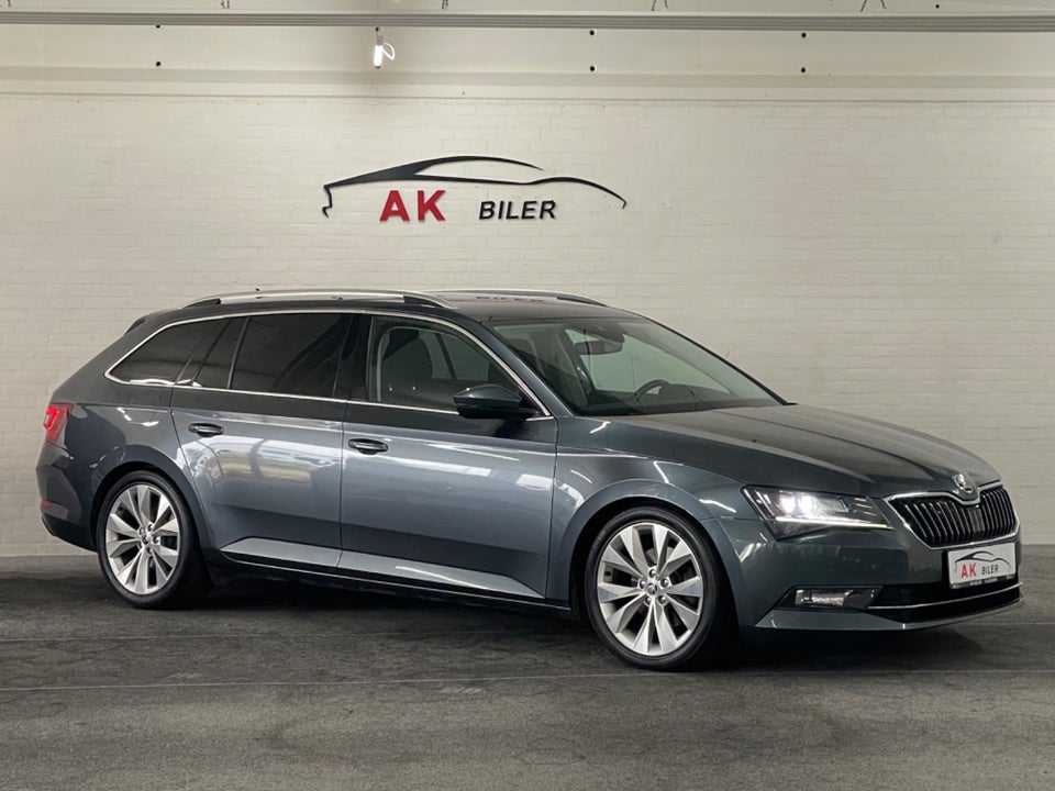 Skoda Superb 2,0 TDi 150 Style Combi DSG 5d