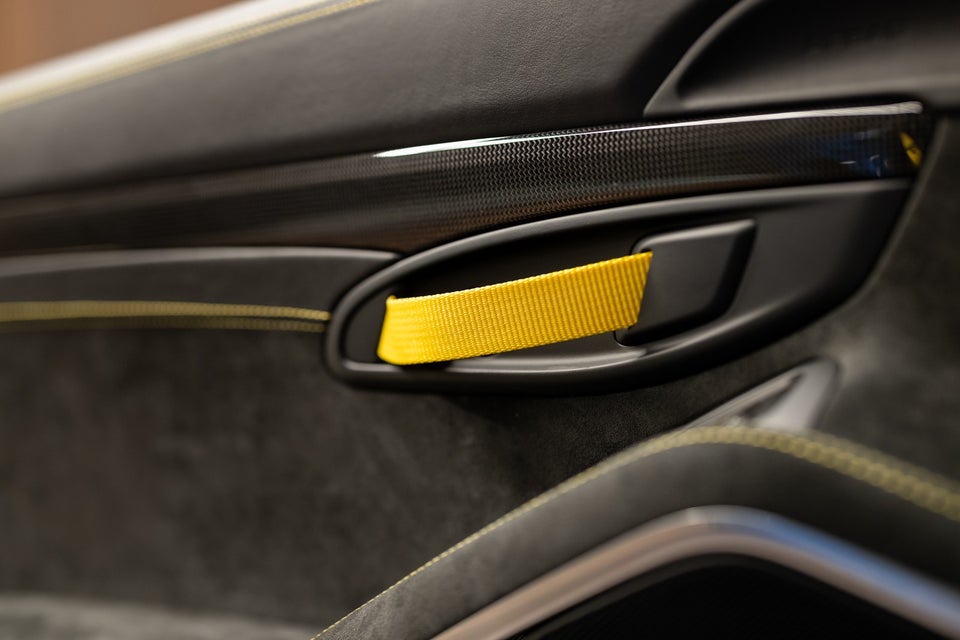 Porsche Cayman GT4 3,8  2d