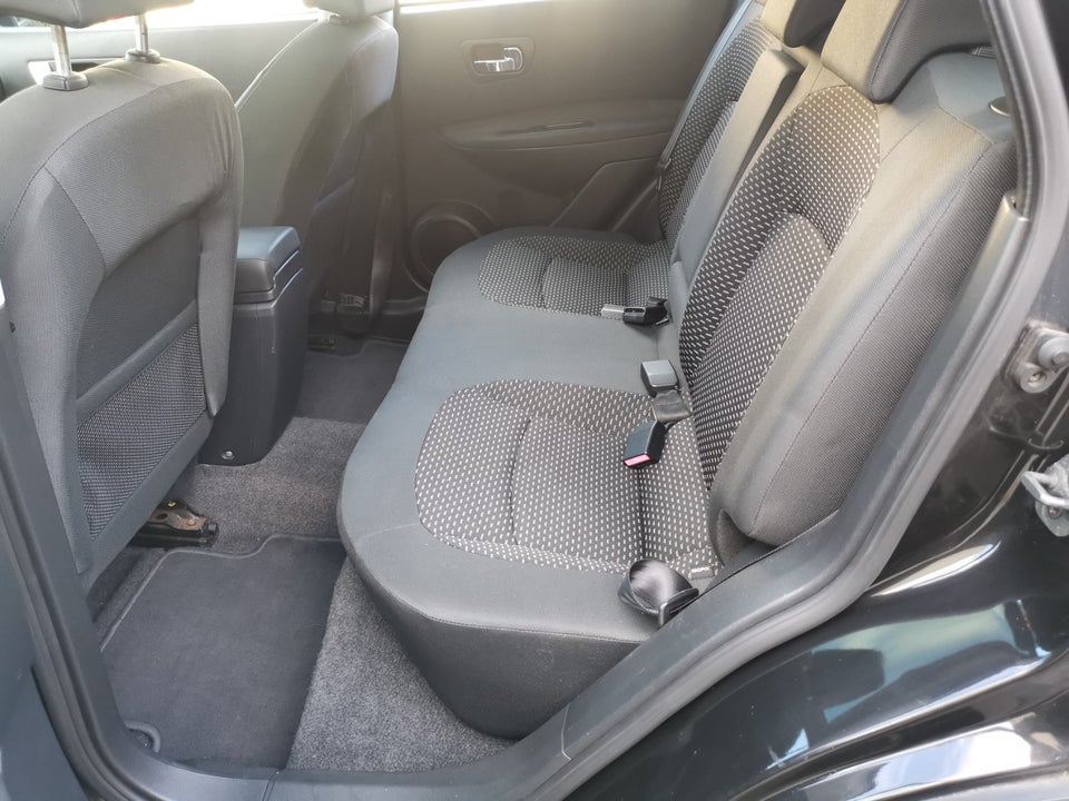 Nissan Qashqai 2,0 Tekna 5d