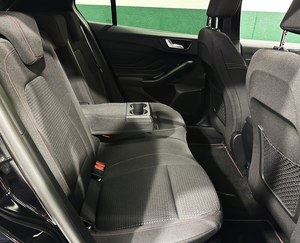 Ford Focus 1,0 EcoBoost mHEV ST-Line X DCT 5d