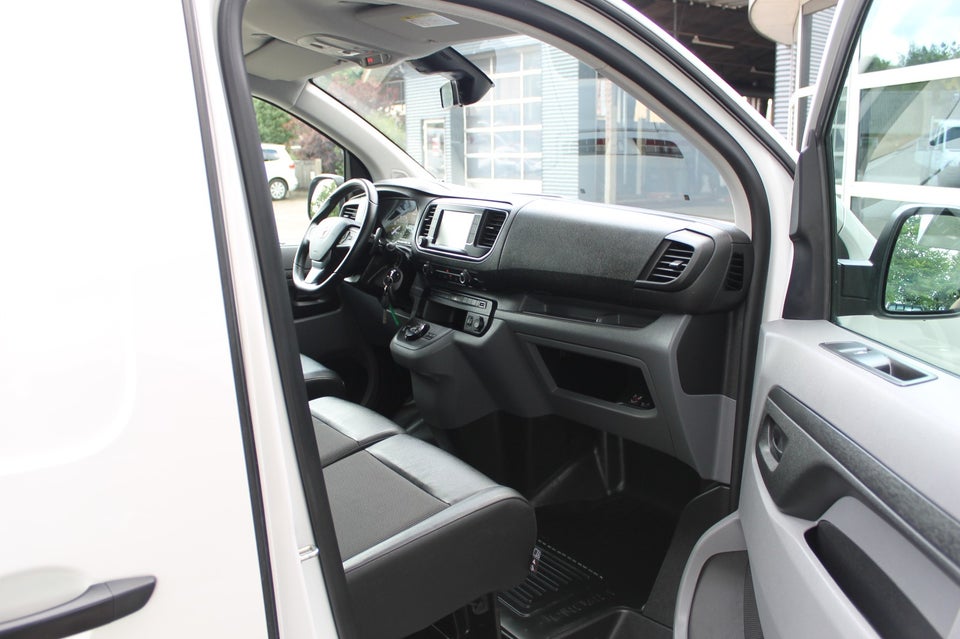 Toyota ProAce 2,0 D 177 Long Comfort Master aut. 6d