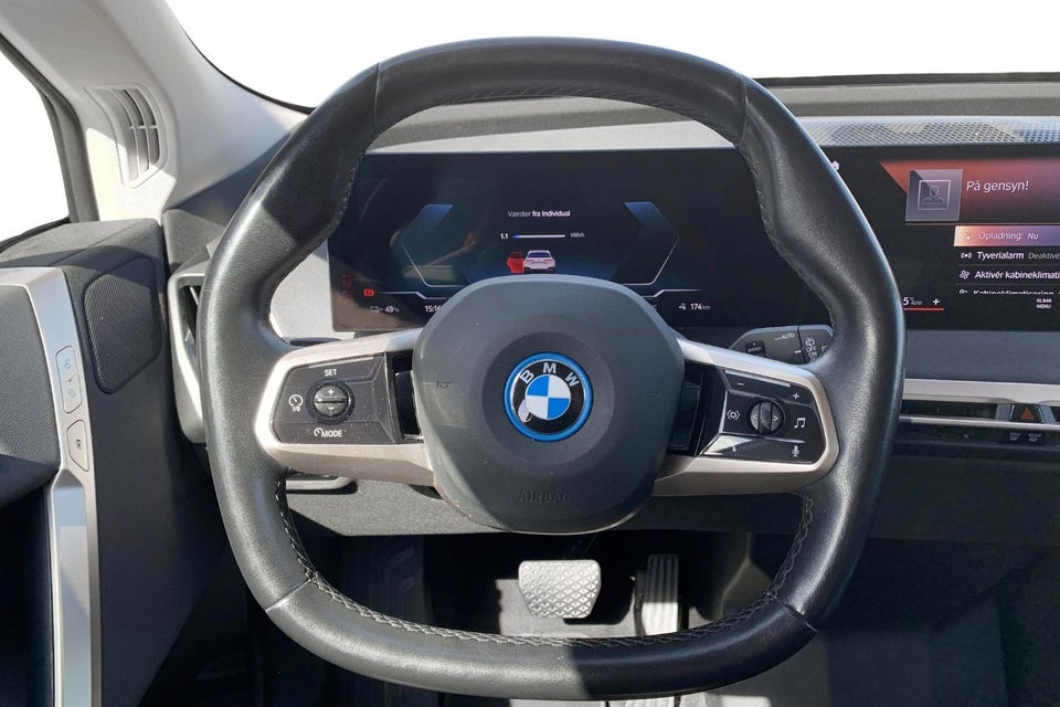 BMW iX xDrive40 5d