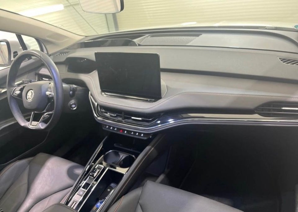 Skoda Enyaq 80 iV Suite 5d