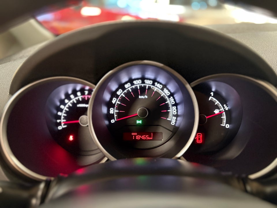 Kia Venga 1,4 CVVT Attraction 5d